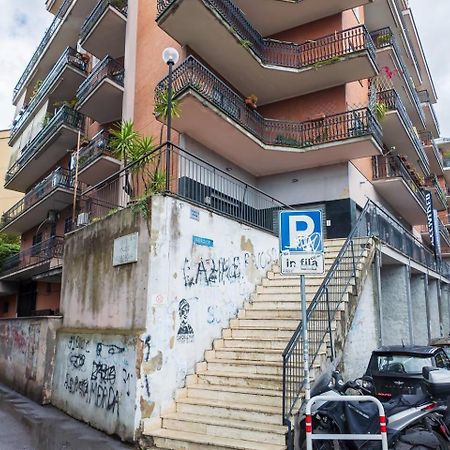Raffaella Apartment Рим Екстер'єр фото