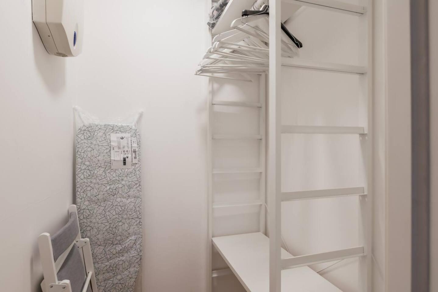Raffaella Apartment Рим Екстер'єр фото